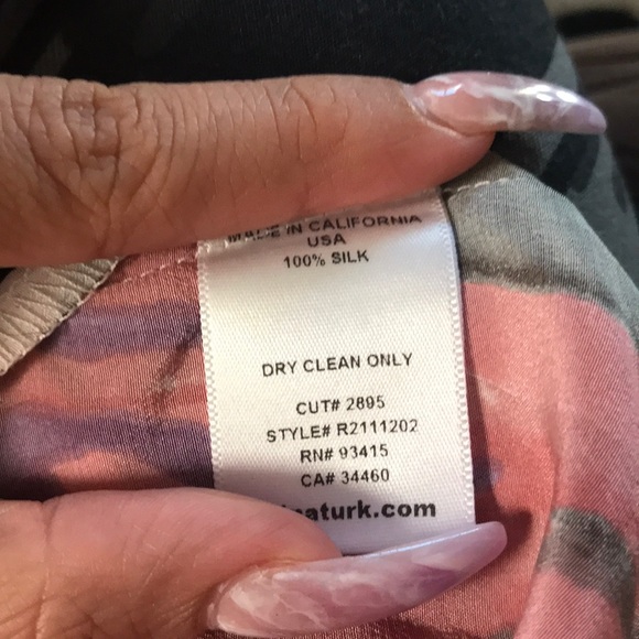 Trina Turk• 100% Silk Wren Blouse - Picture 8 of 8